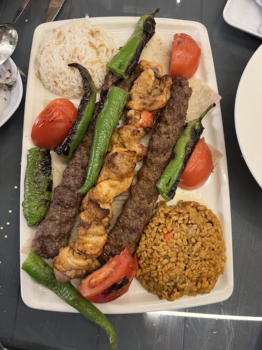 Ege Cafe & Restaurant - Akçay Pide Lahmacun Kebap ve Çorba — fotoğraf 4