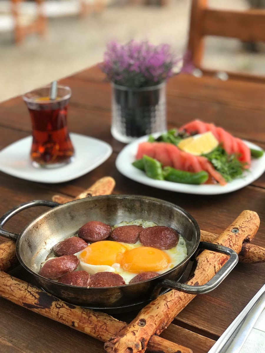 Ege Çiftliği Kahvaltı & Şarküteri — fotoğraf 4