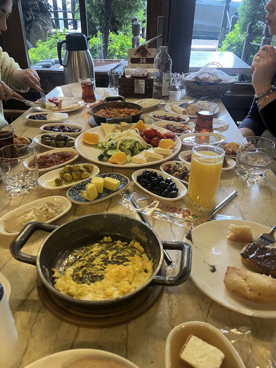 Ege Çiftliği Restoran & Şarküteri — fotoğraf 2