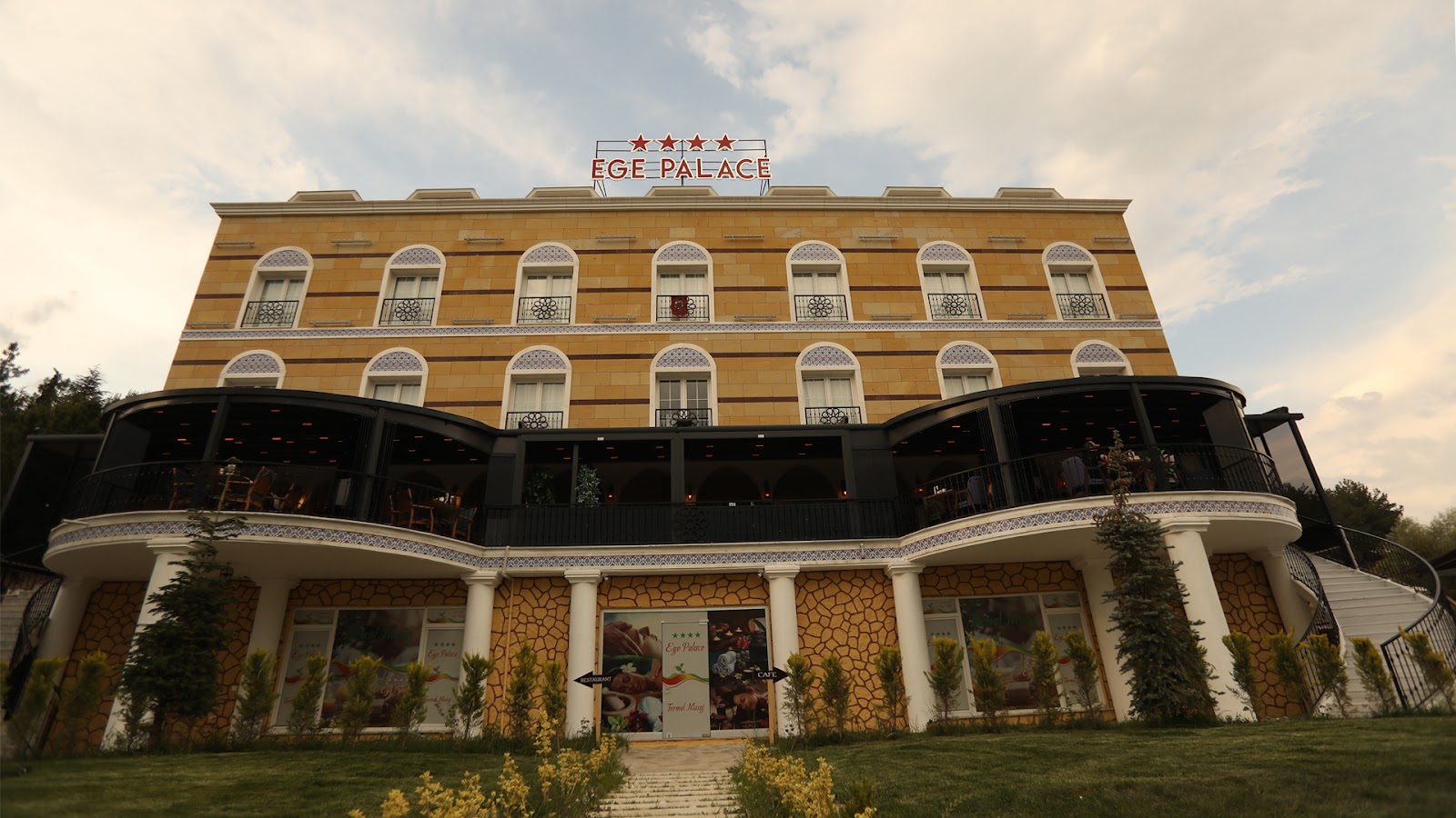 Ege Palace Termal Hotel — fotoğraf