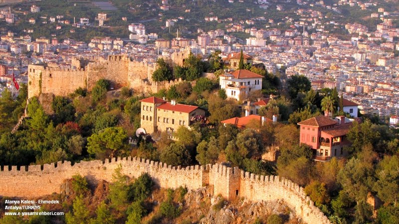 Ehmedek Kalesi — fotoğraf