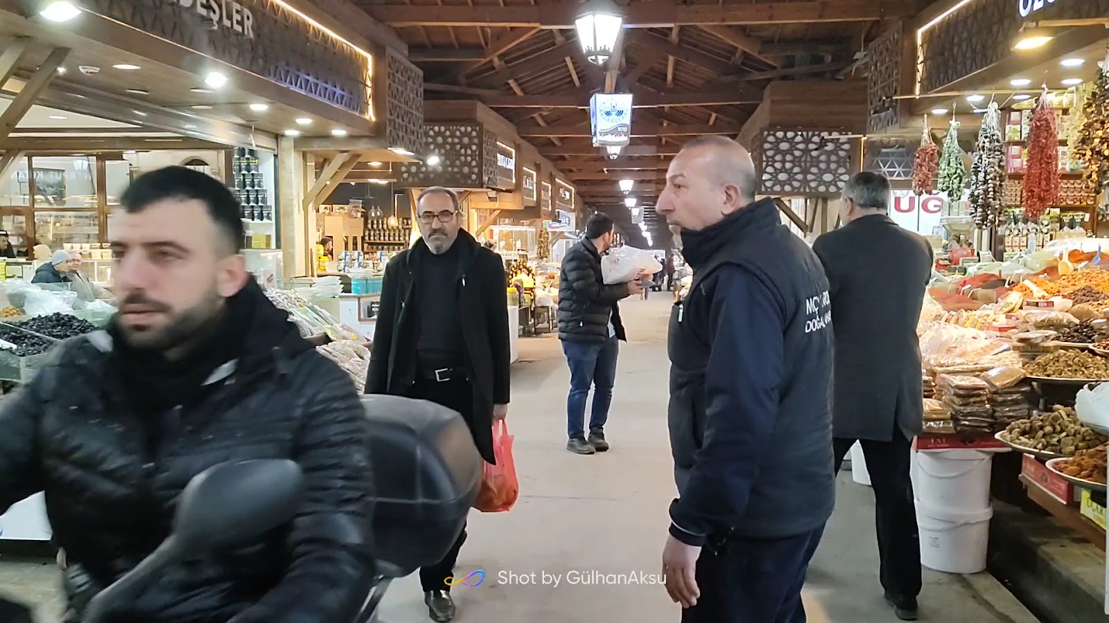 Elazığ Kapalı Çarşı — fotoğraf 3