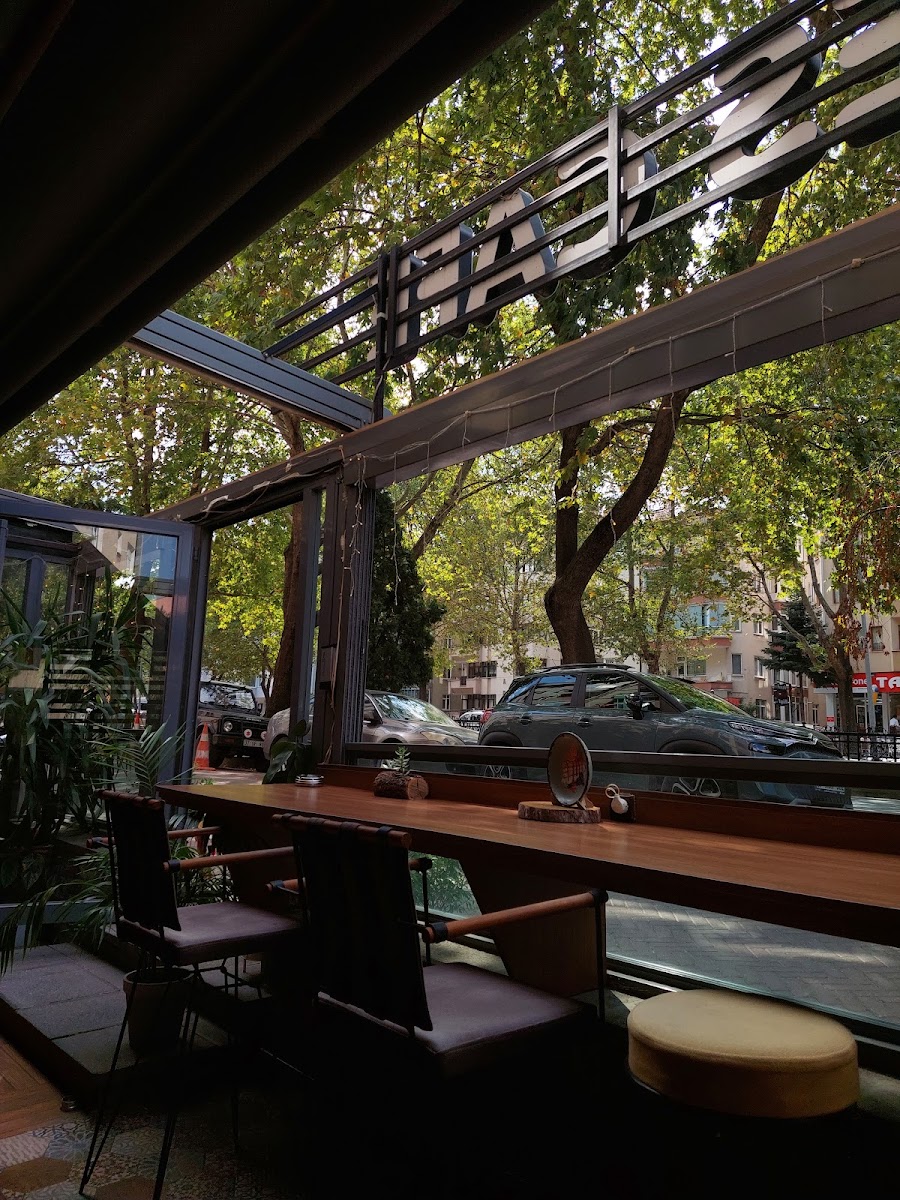 Eles Cafe — fotoğraf 1