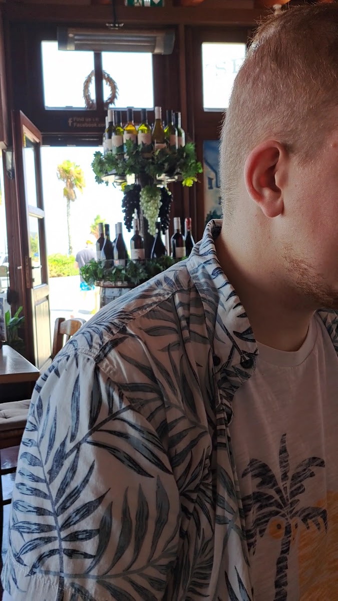 Elysee Taverna — photo 3