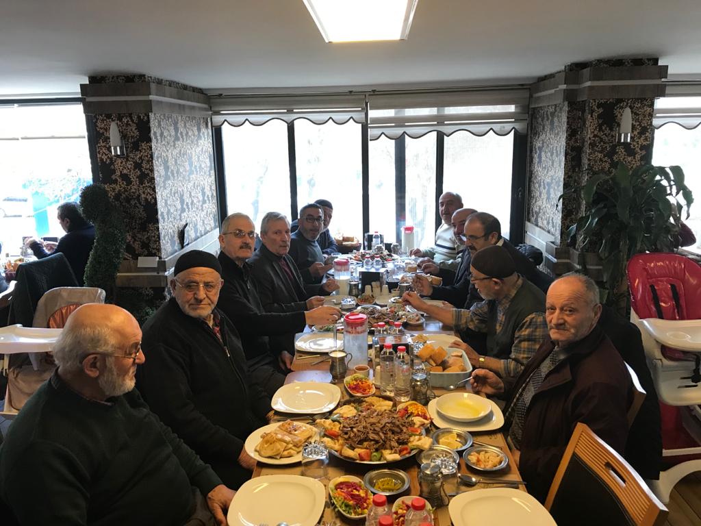 Emek lokantası — fotoğraf 1