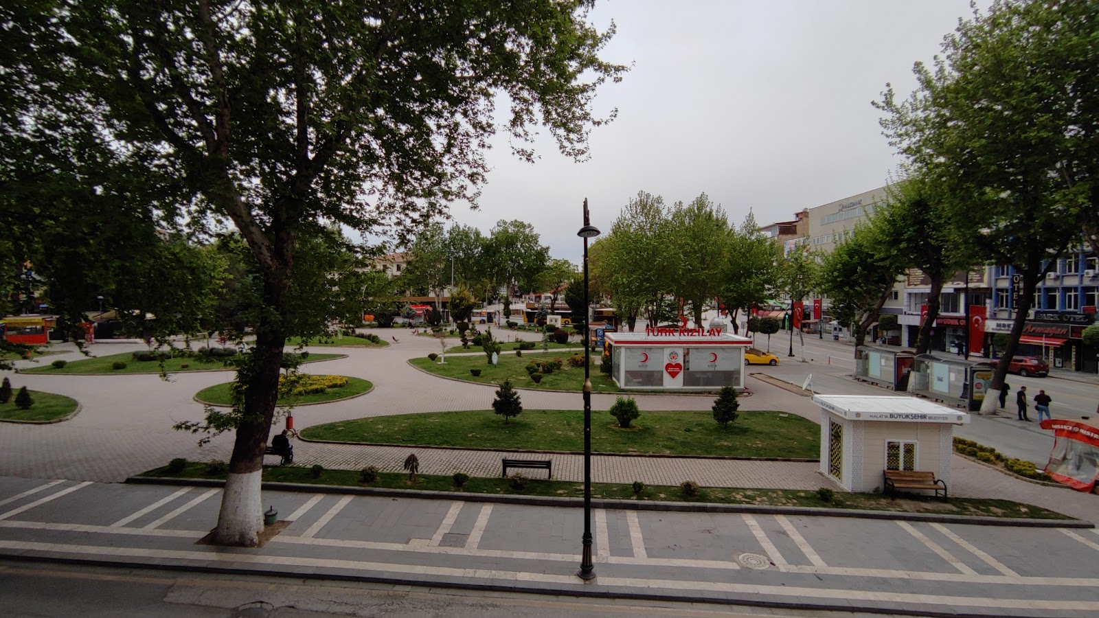Emekliler Parkı — fotoğraf 1
