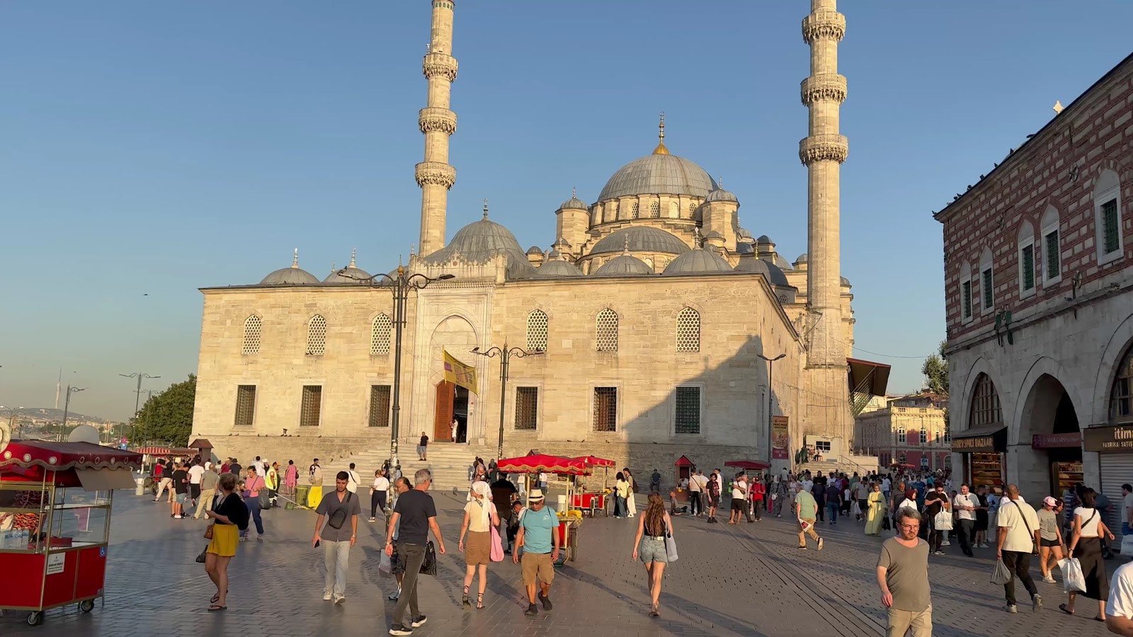 Eminönü Meydanı — fotoğraf 3