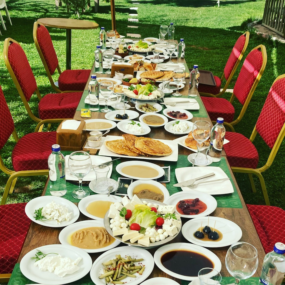 Emir Sultan Parkı Hakkari Evi Kahvaltı Dünyası — fotoğraf 2