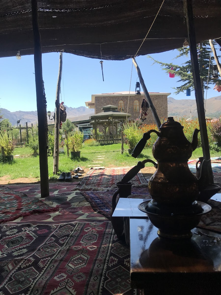 Emir Sultan Parkı Hakkari Evi Kahvaltı Dünyası — fotoğraf 4