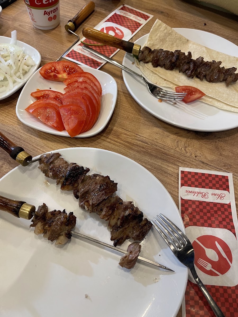 Emrah Usta Erzurum Oltu Cağ Kebap — photo 8