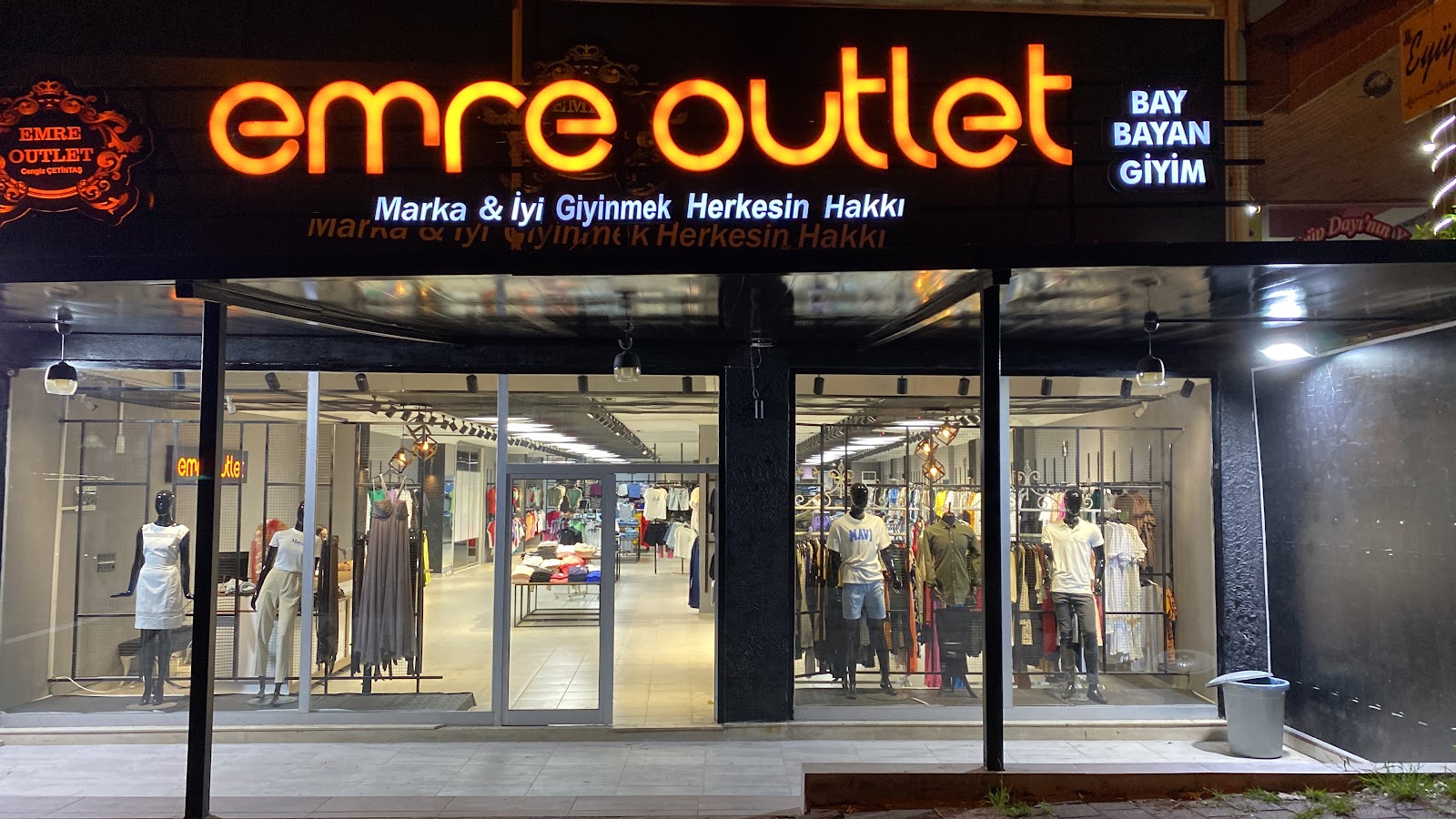 Emre outlet — fotoğraf