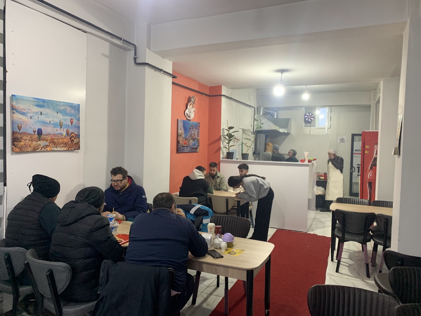 ENFES DÖNER HAKKARİ — fotoğraf