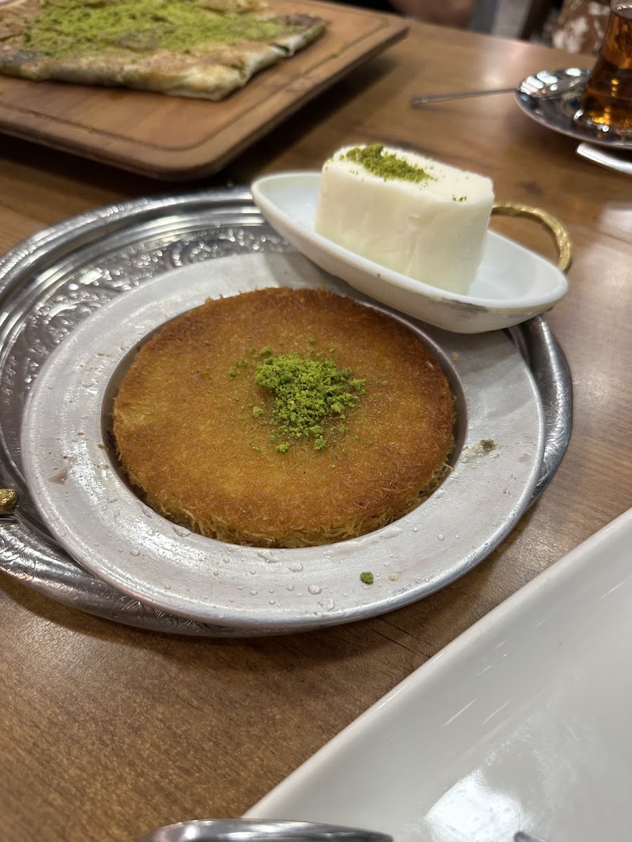 Enfıstık Künefe ve Katmer Rize — fotoğraf 9