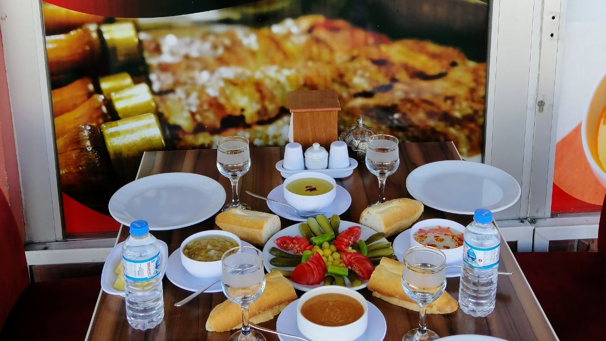 Er Bado cağ kebap Ağrı — fotoğraf 2