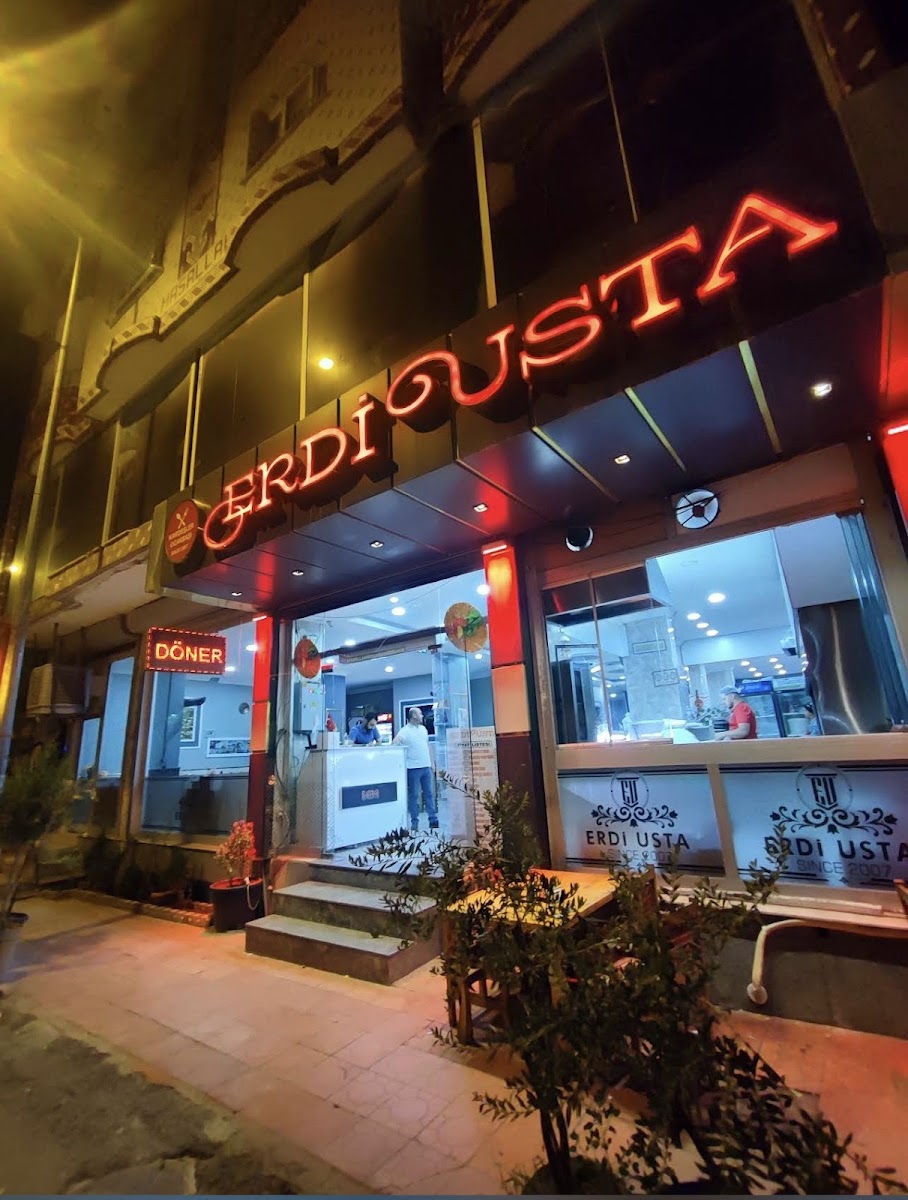ERDİ USTA — fotoğraf