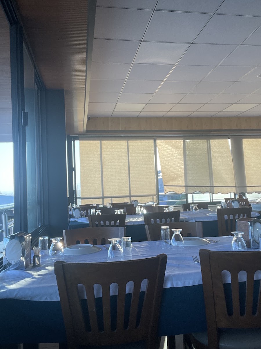 Erollar Restorant — photo 3