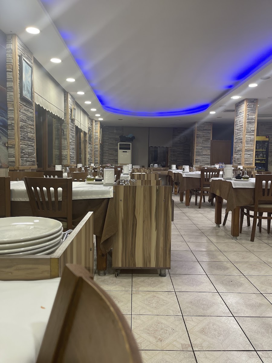 Erollar Restorant — photo 6