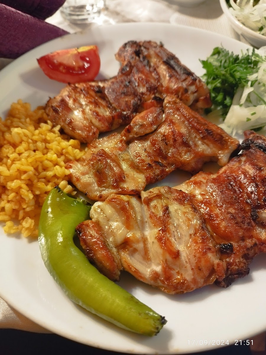 Erzincan Boğaziçi Restoran — fotoğraf 2