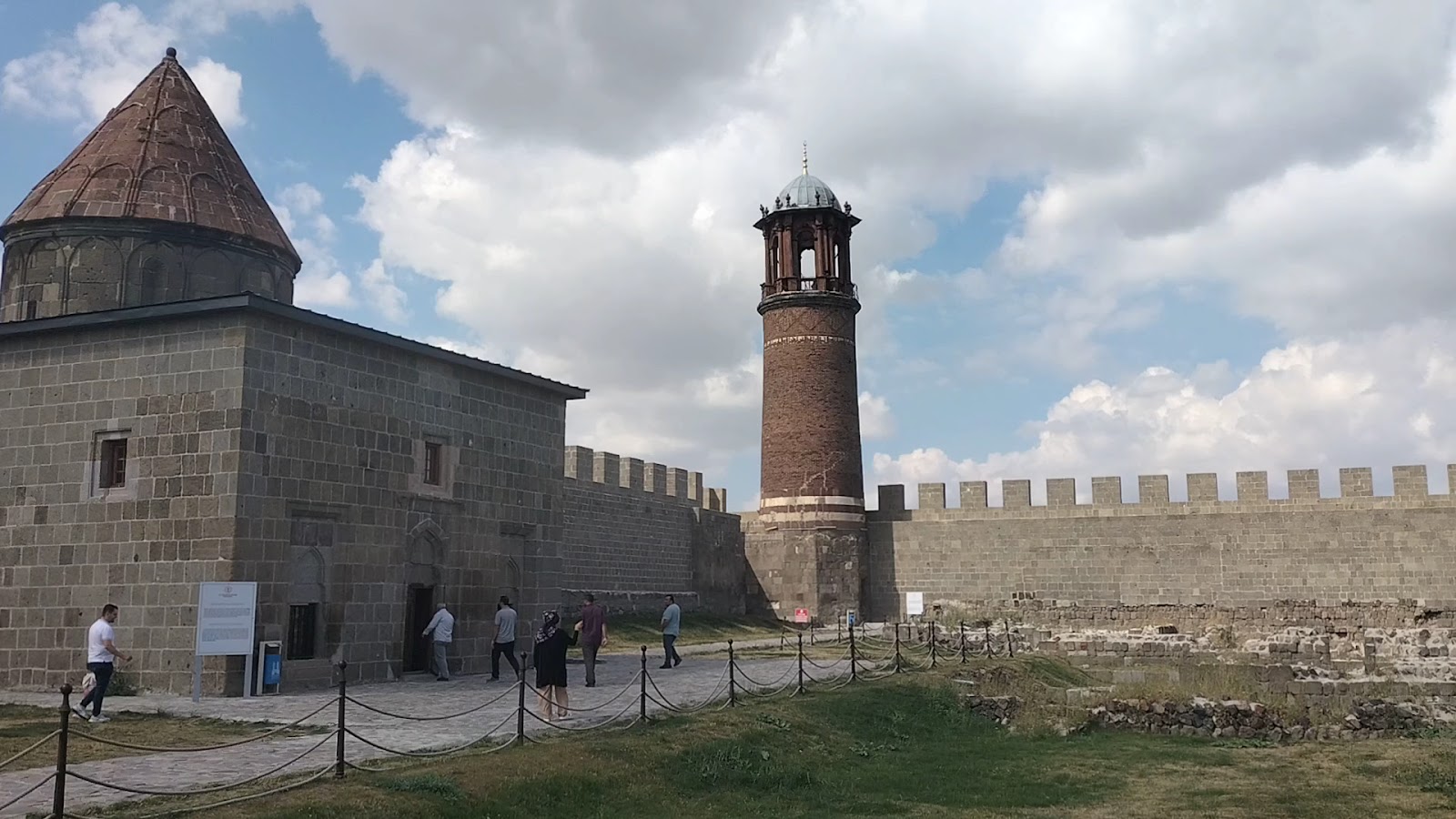 Erzurum Kalesi — fotoğraf 3