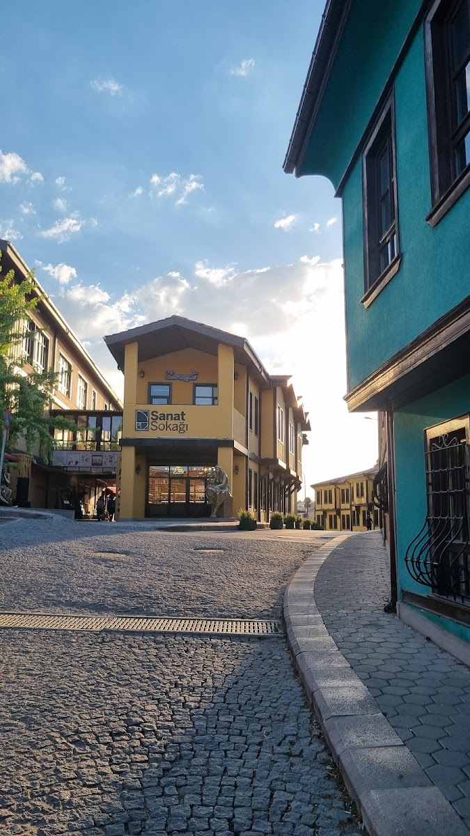 Eskişehir Büyükşehir Belediyesi Çağdaş Cam Sanatları Müzesi — photo 2