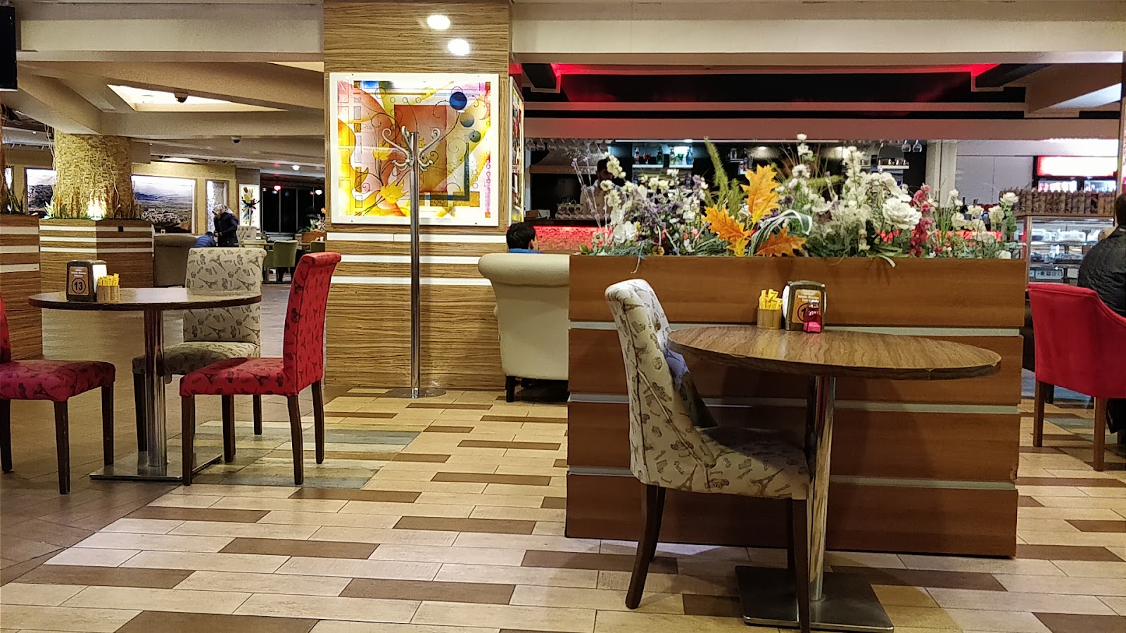 Eyfel Cafe & Restaurant — fotoğraf 4