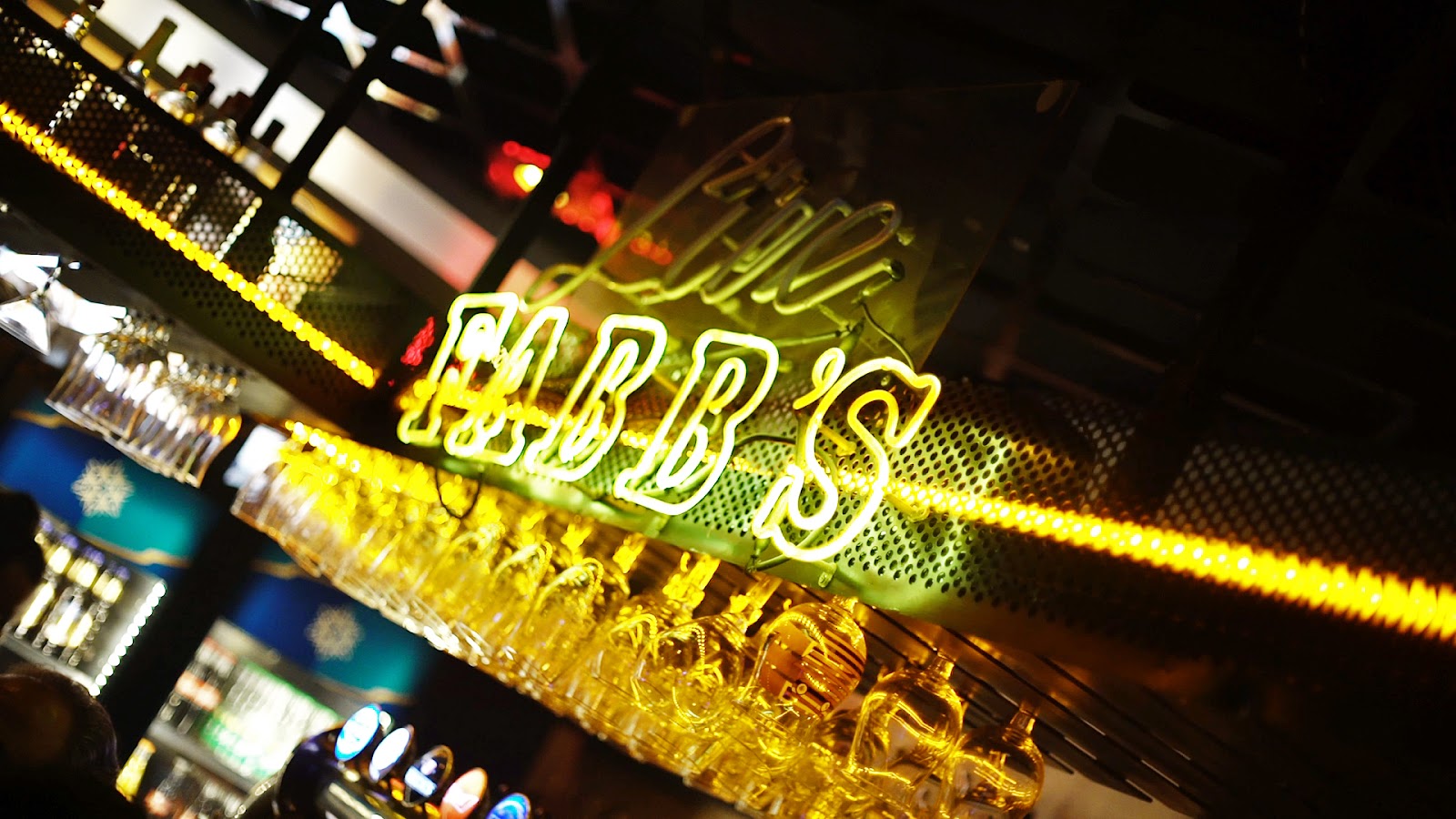 Fabb's Pub — photo 2