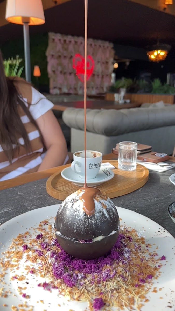 Fabregas Cafe&Restaurant — fotoğraf 3