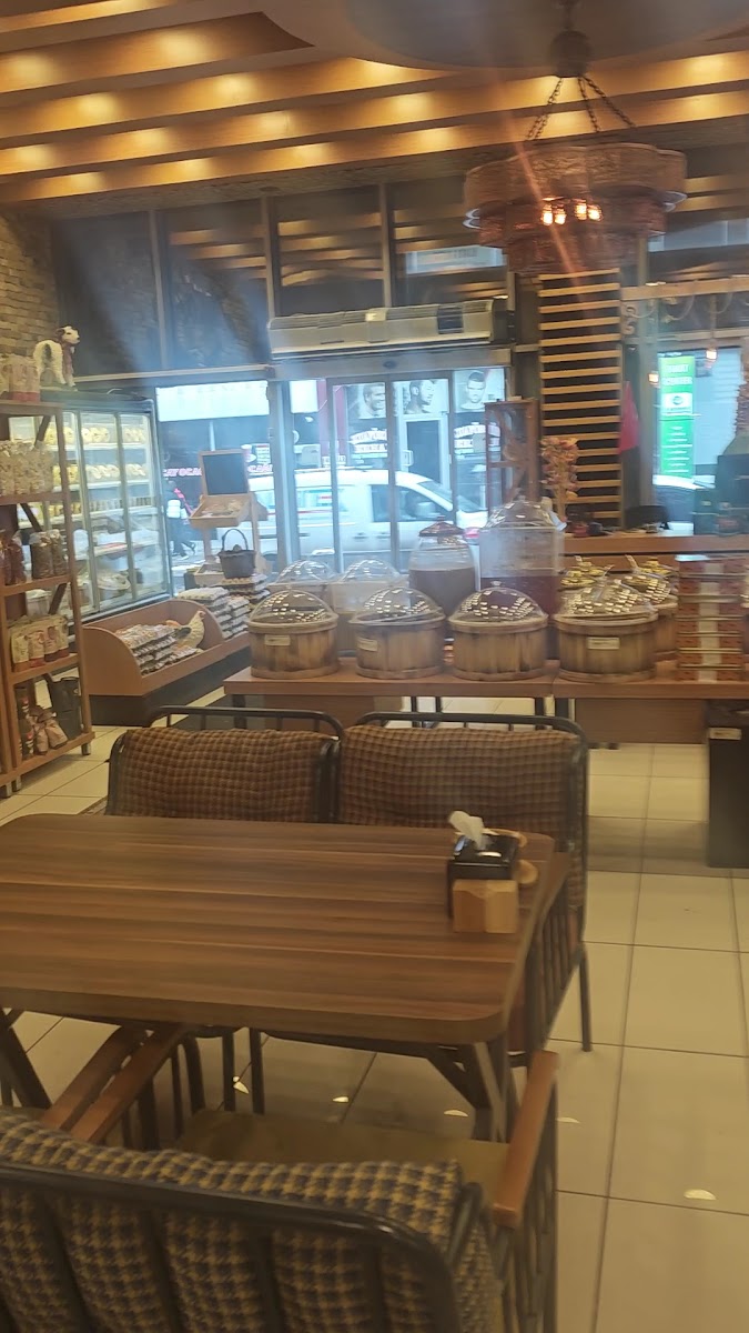 Farkı Şahane Organik Gurme Şarküteri ve Kahvaltı Salonu — fotoğraf 3