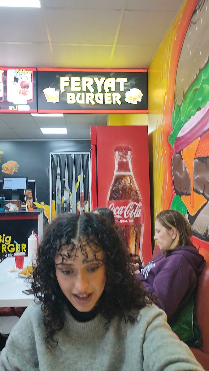 FERYAT BURGER — fotoğraf 3