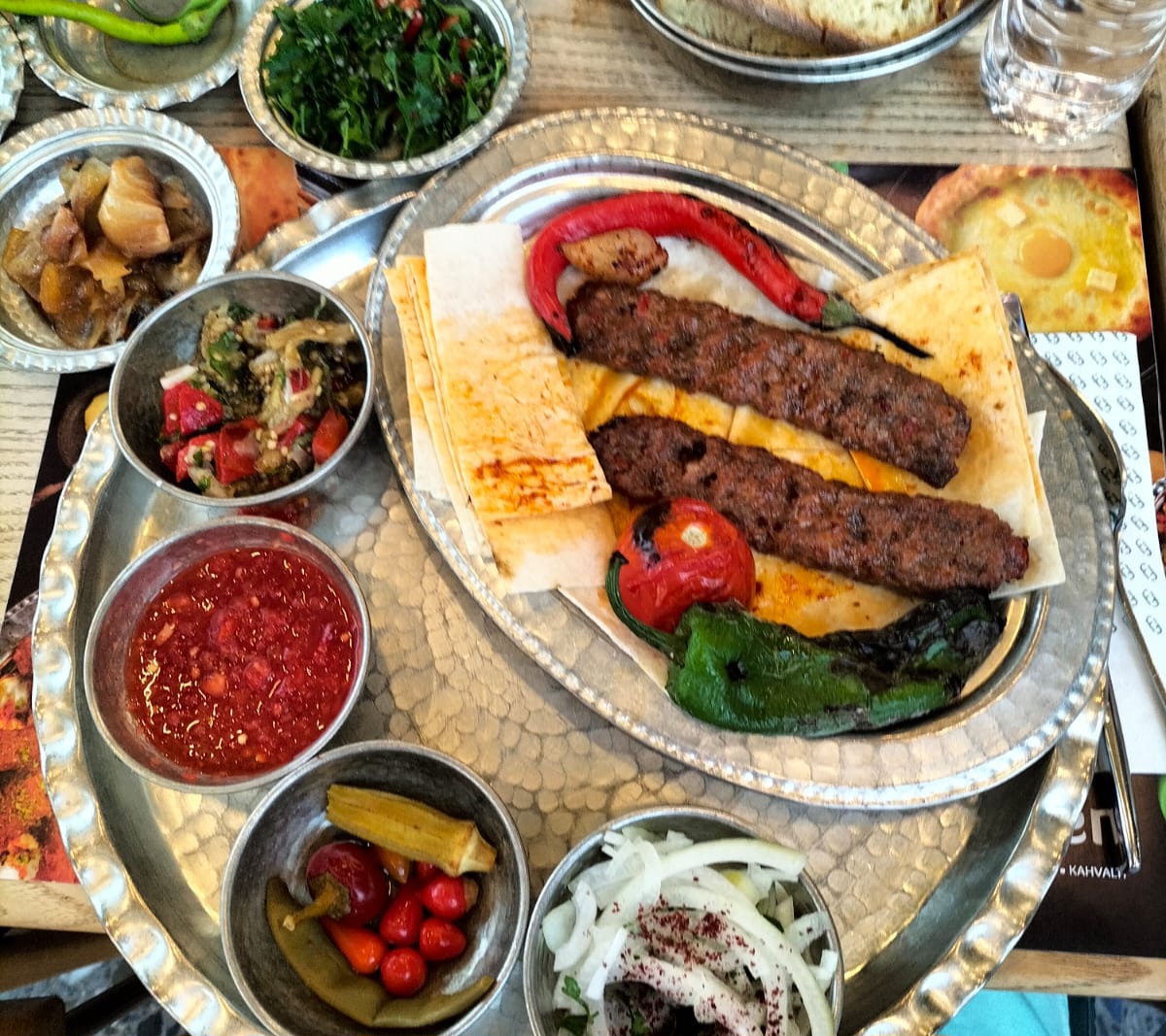 Fesleğen Restoran — fotoğraf 10