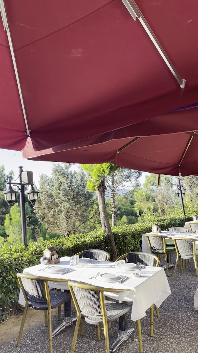 Fevzi Hoca Balık ve Köfte Restoranı — fotoğraf 3