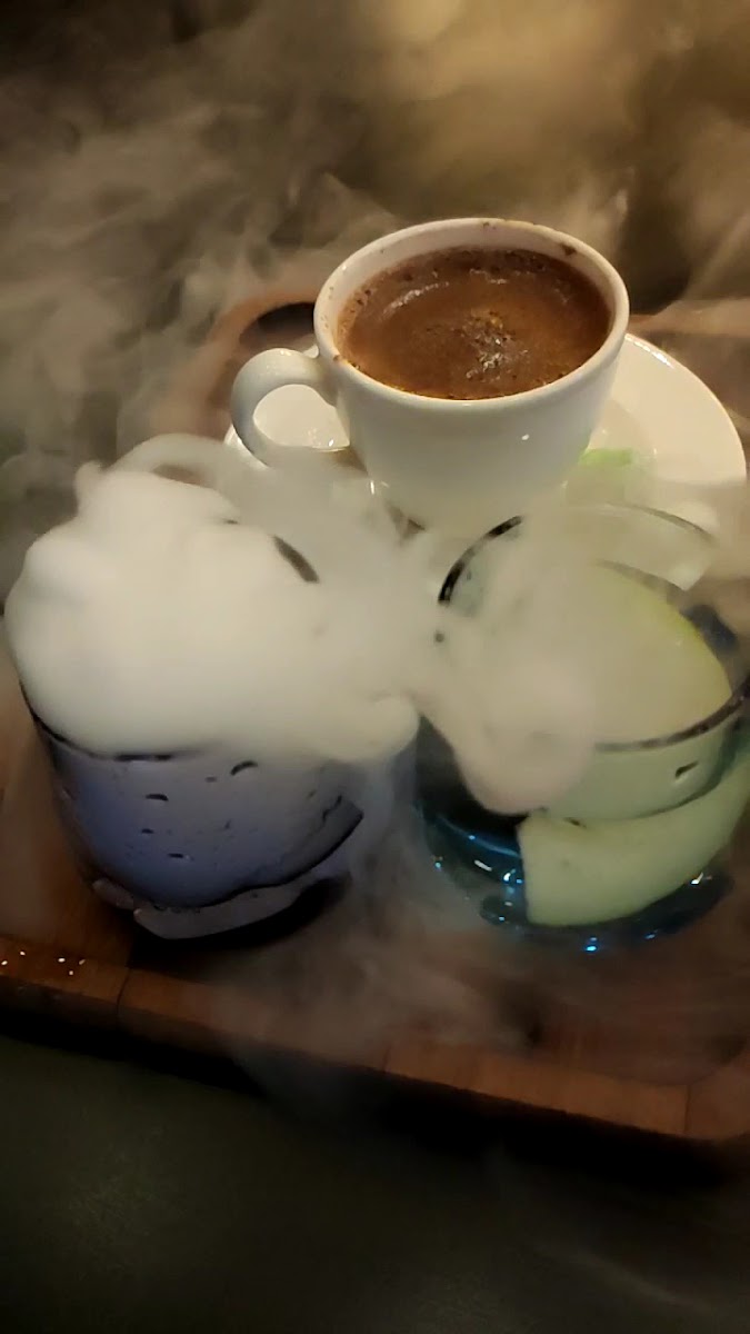 Fi Bistro & Cafe — photo 8