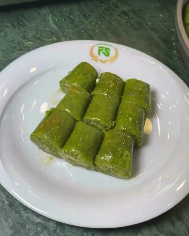 Fistikcioḡlu Baklava — photo 2