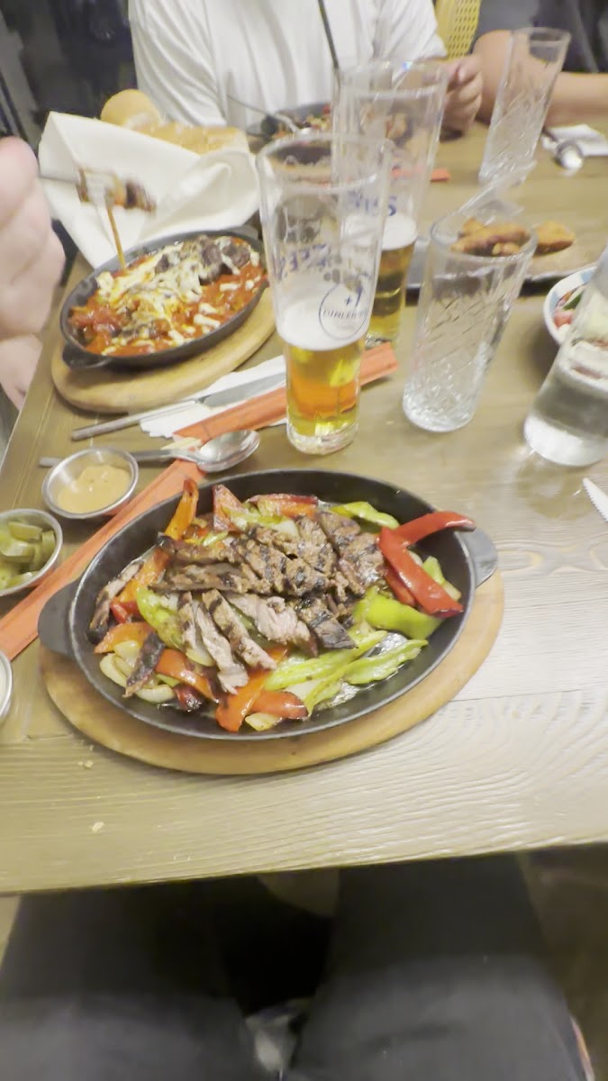 Flory Restaurant & Cafe — fotoğraf 3
