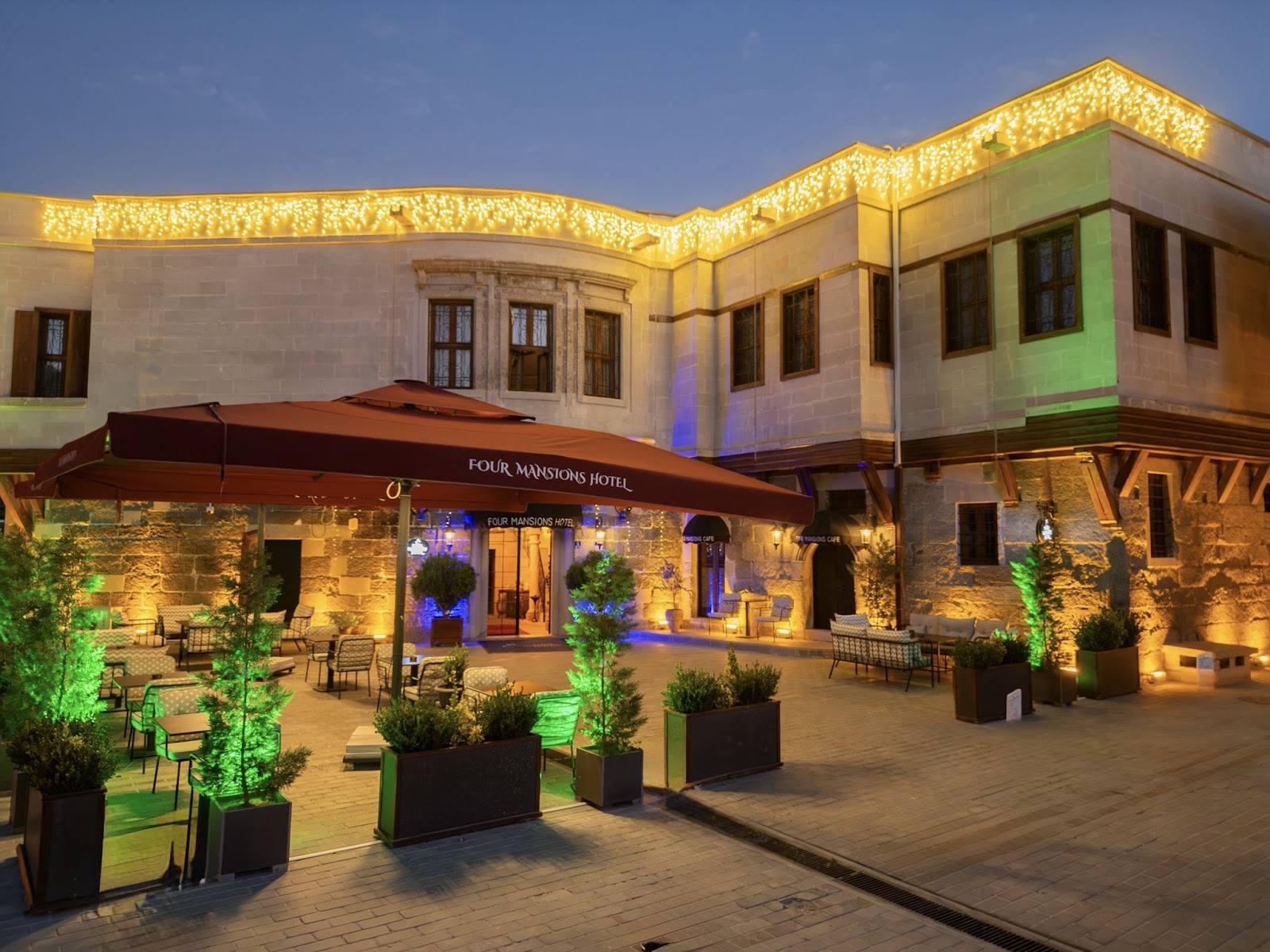 FOUR MANSIONS HOTEL Jakuzili odalar,lüks ve konforlu konaklama — fotoğraf