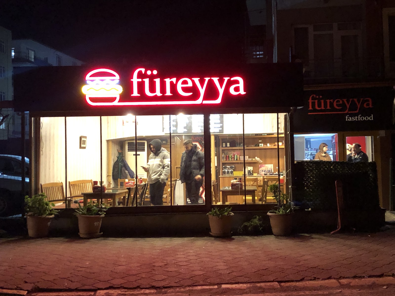 Füreyya Fast Food — fotoğraf