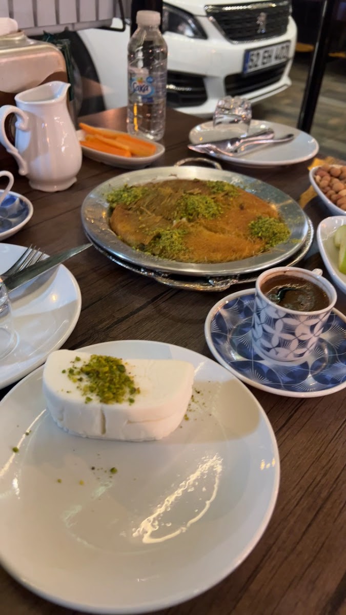Gaziantep Aşiyan Künefe ordu — fotoğraf 3