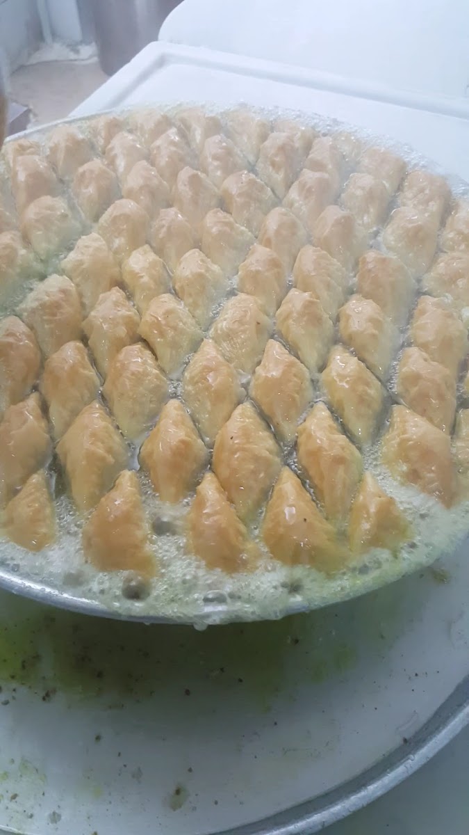 Gaziantepli Çavuşoğlu Baklava Kebap Salonu — photo 3