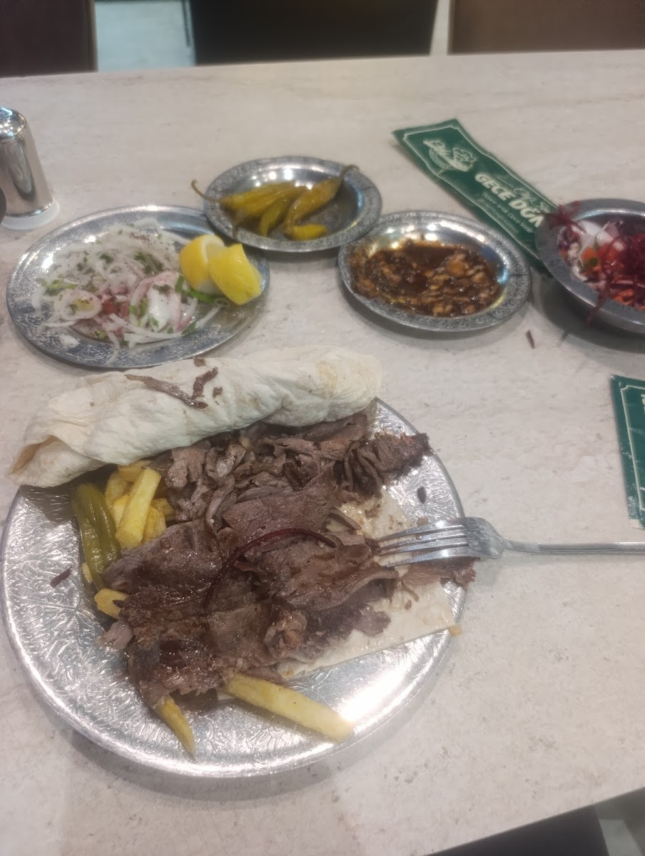 Gece Dönercisi Cheff Sinan Mersin — fotoğraf 2