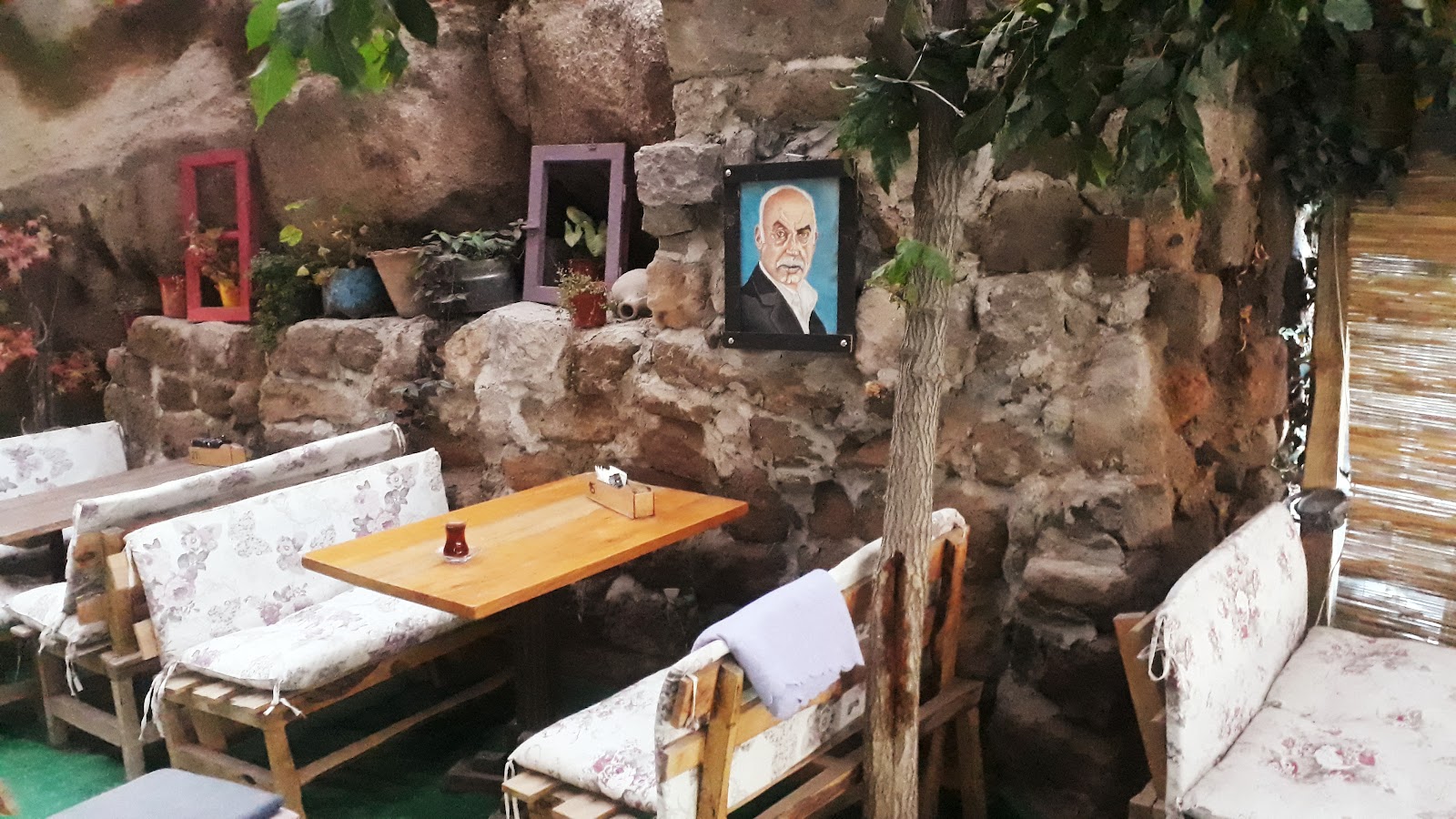 Gecekondu Kafe & Kahvaltı Salonu — fotoğraf 8