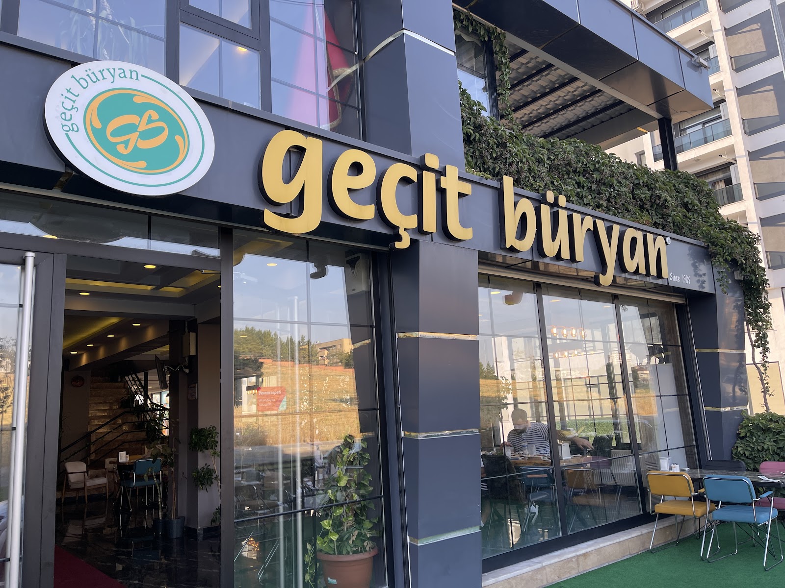 Geçit Büryan Gültepe — fotoğraf