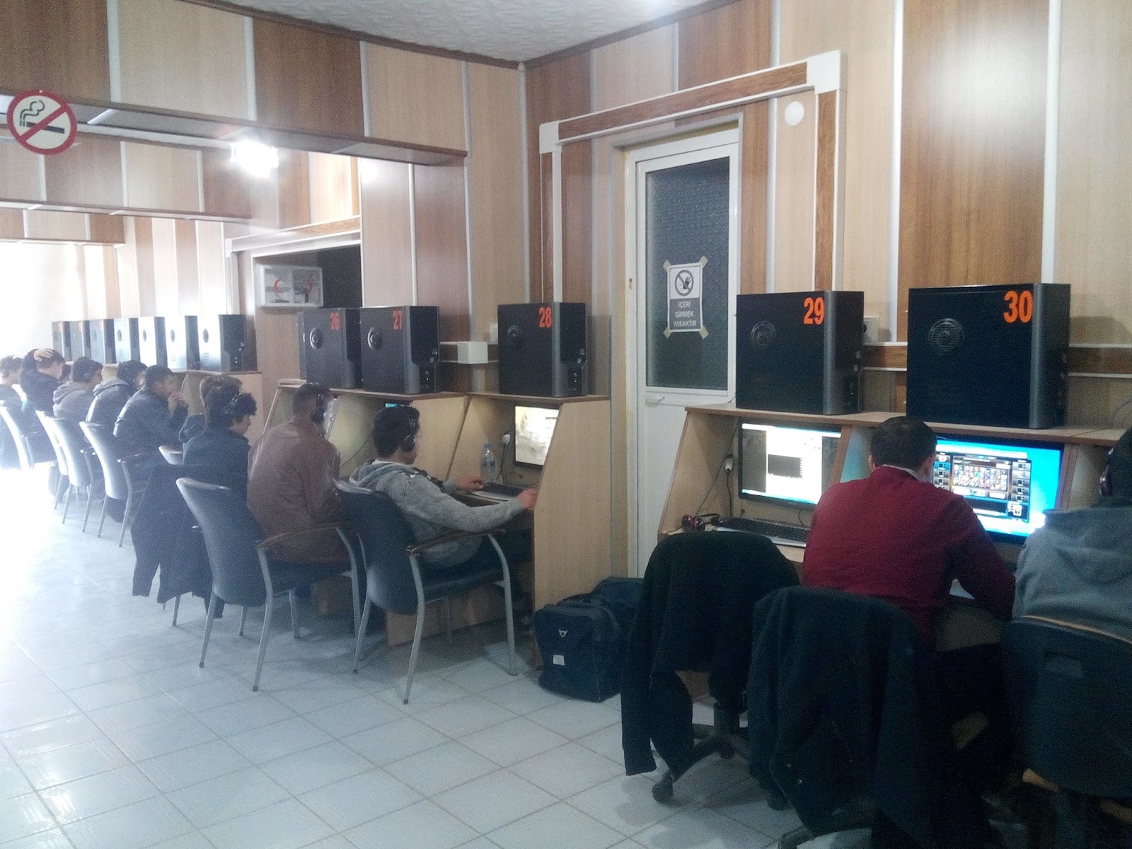 Gezegen Internet Cafe — fotoğraf 4