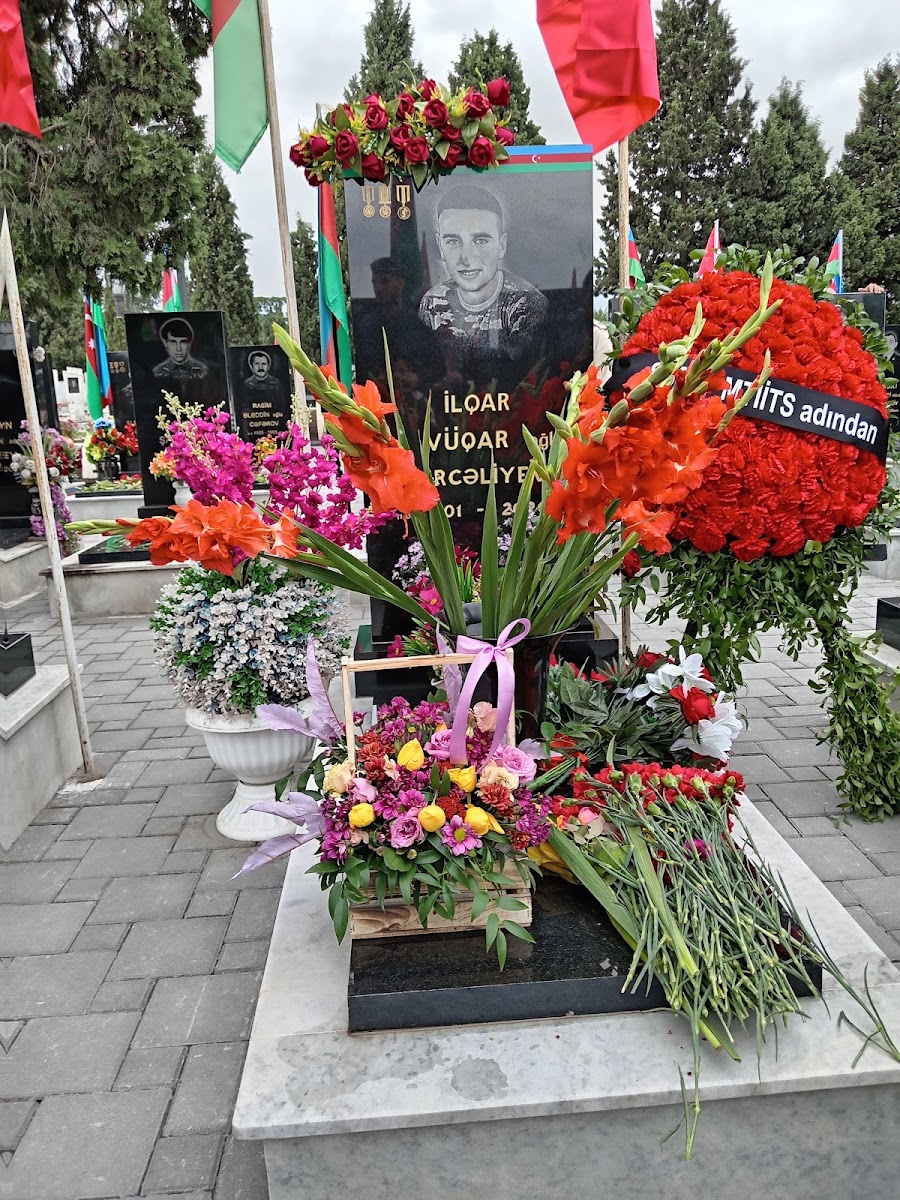 Gəncə Şəhidlər Xiyabanı — photo