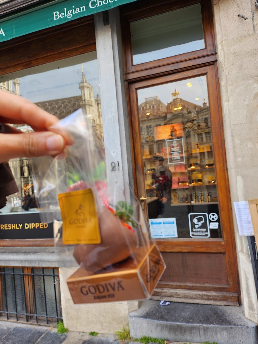 Godiva Grand Place — photo 2