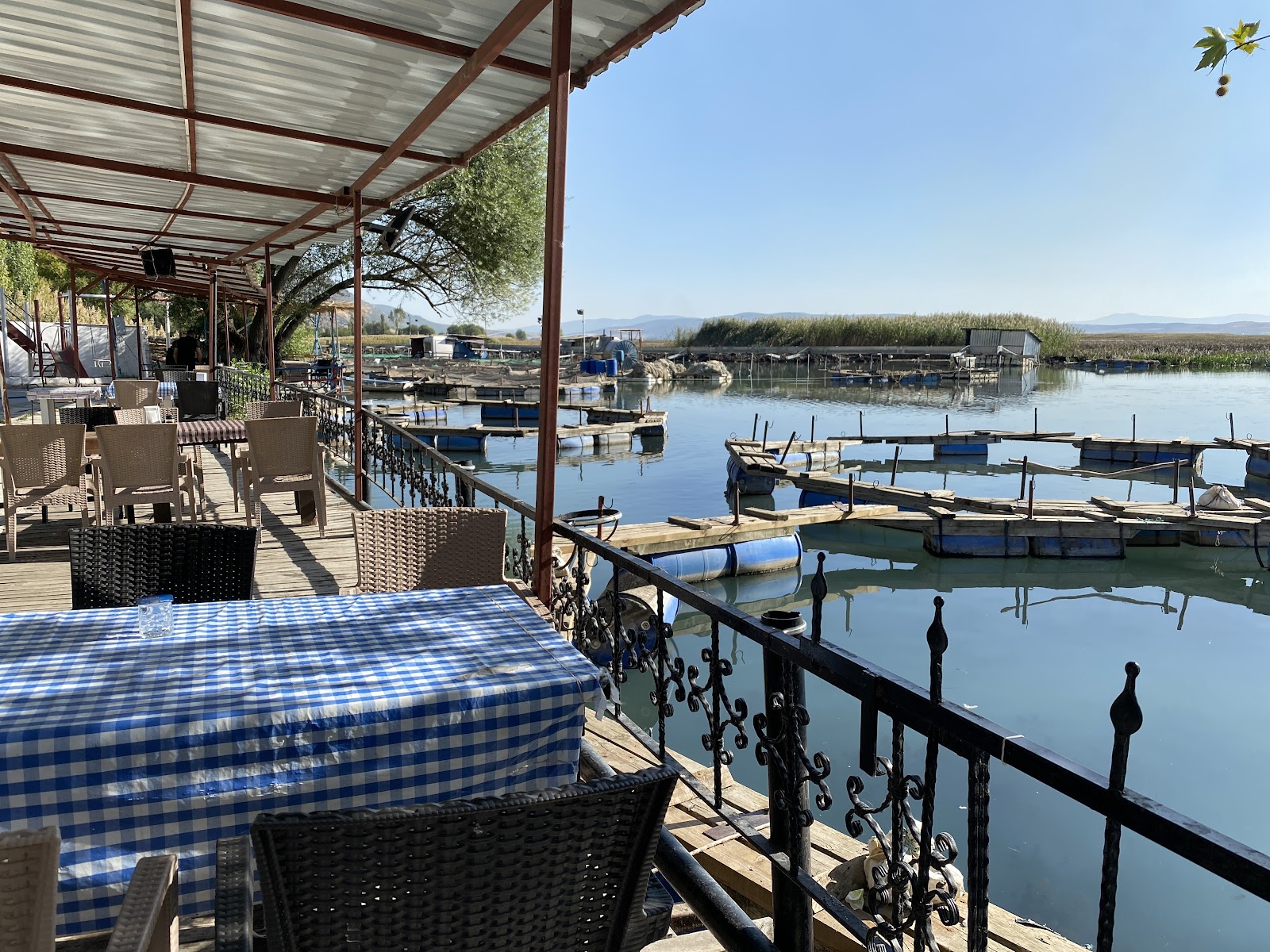 Gökgöl Balık lokantasi — fotoğraf