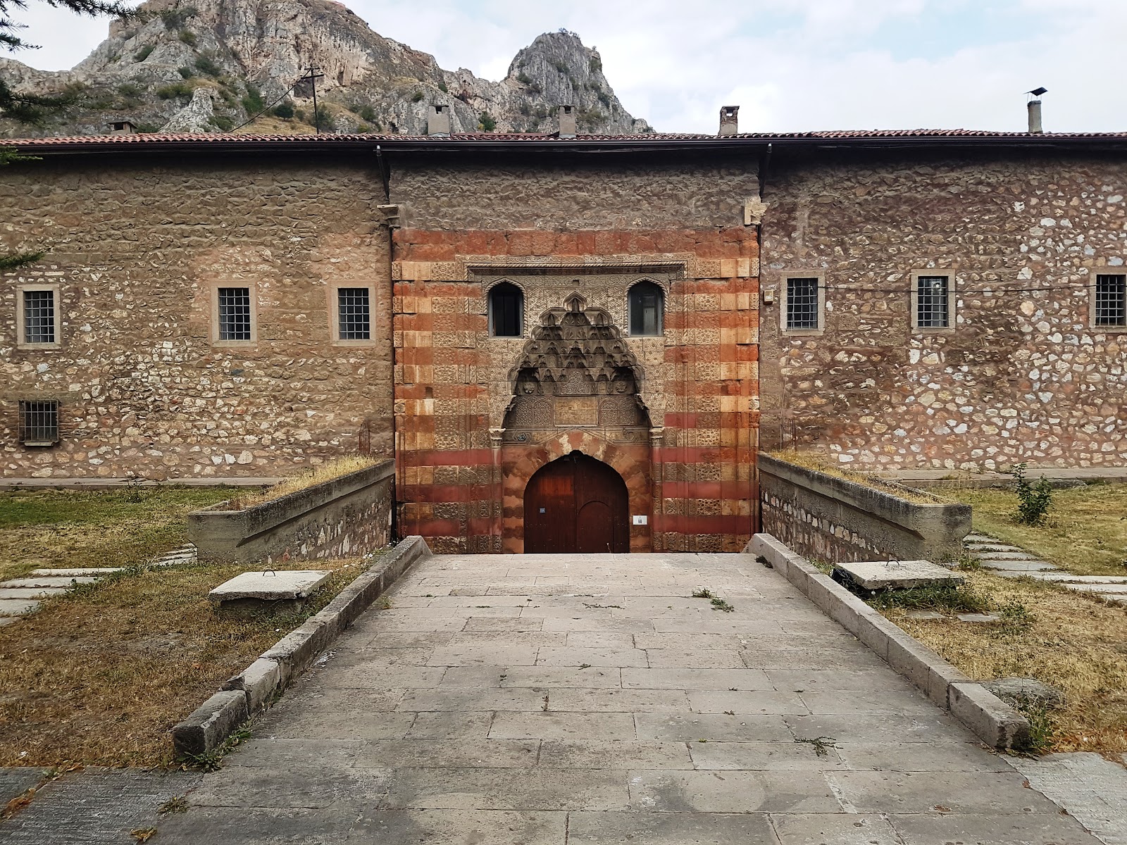 Tokat: Yağbasan, Gökmedrese ve Mahperi Hatun kervansarayı