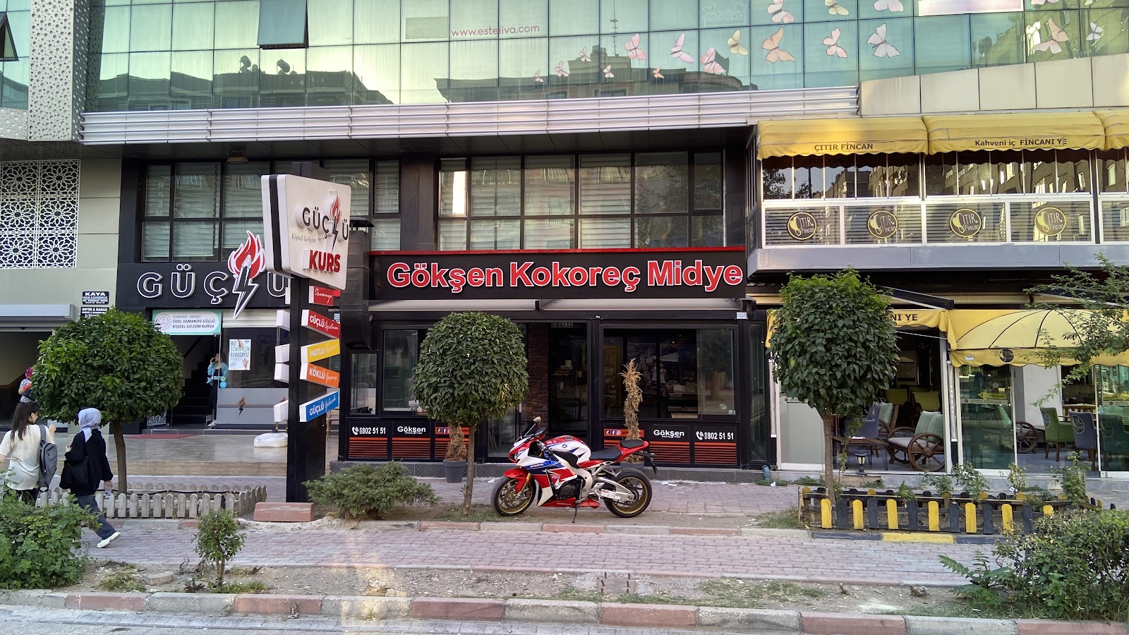 Gökşen Kokoreç Midye — fotoğraf 4