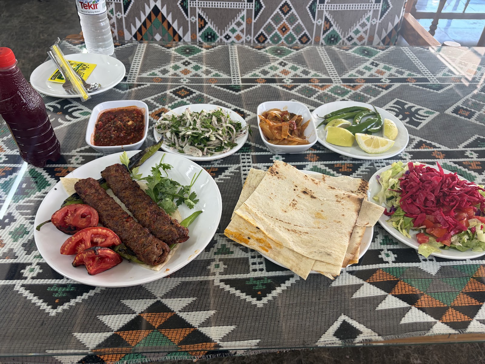Gönlübol Kebap Lahmacun Salonu — photo 3