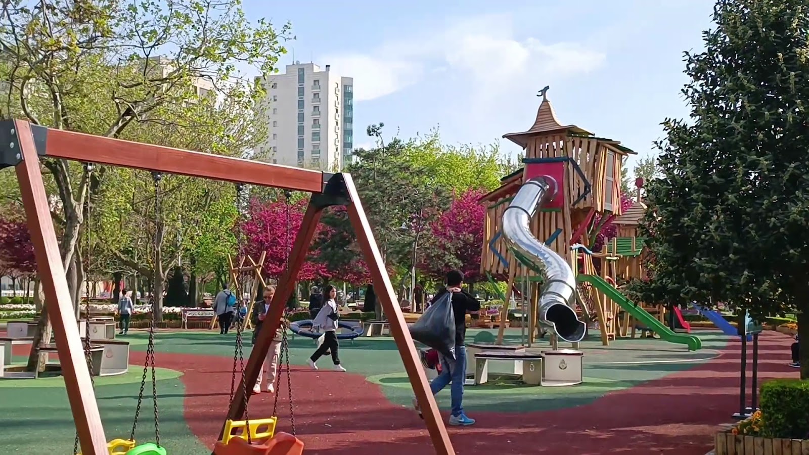 Göztepe 60. Yıl Parkı — fotoğraf 3