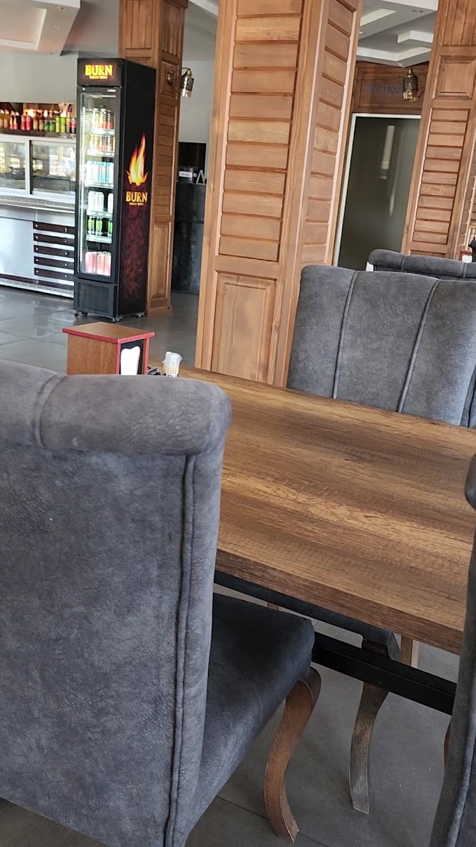 Grand Kum Boutique Hotel & Restaurant — photo 3